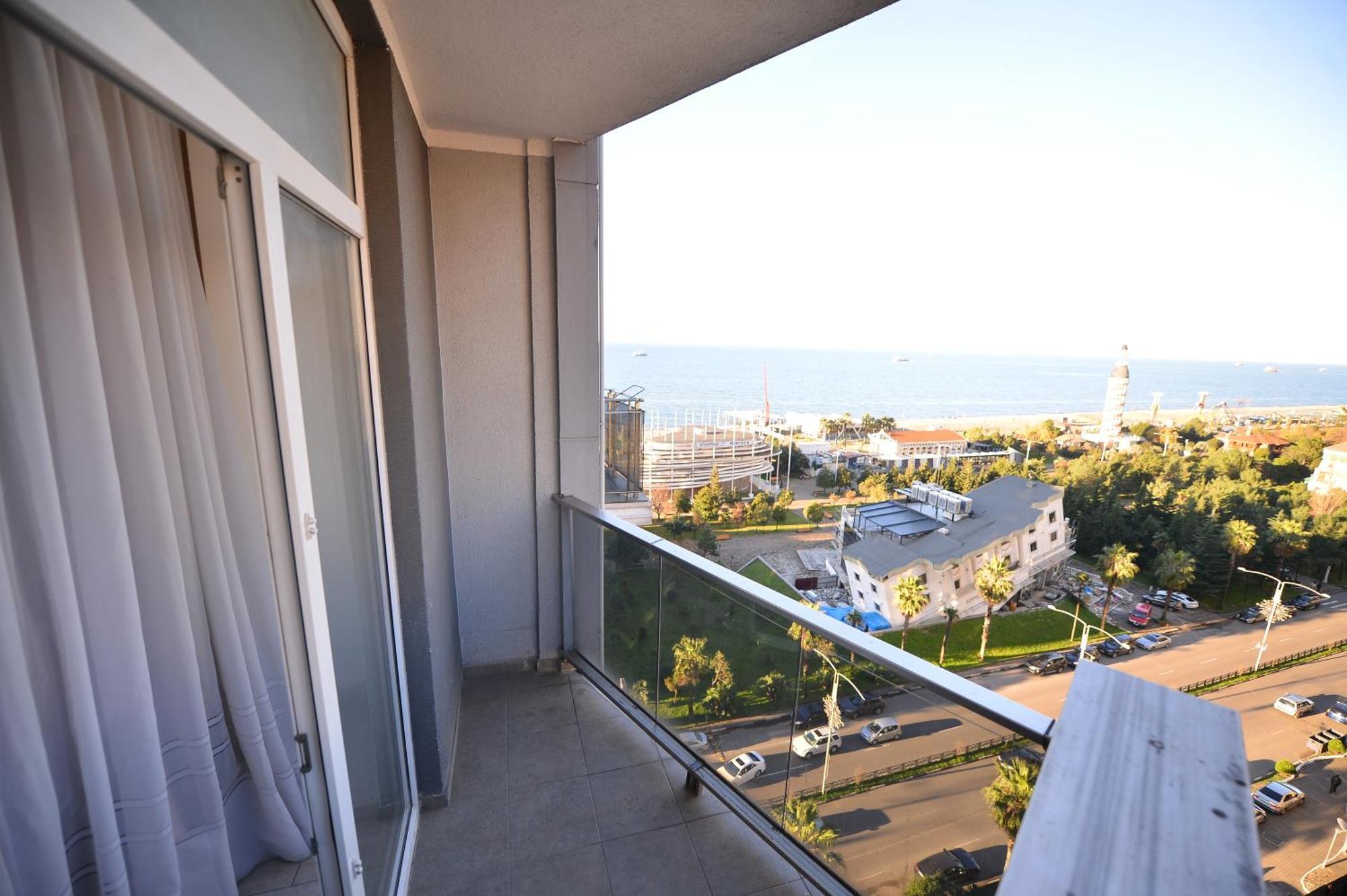 Orbi Batumi Apart Hotel Sea View Luaran gambar